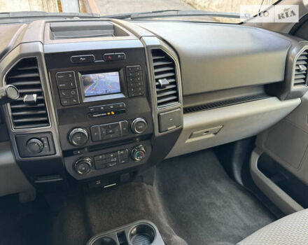 Черный Форд Ф-150, объемом двигателя 2.69 л и пробегом 94 тыс. км за 33000 $, фото 13 на Automoto.ua