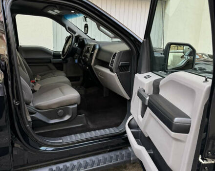 Черный Форд Ф-150, объемом двигателя 2.69 л и пробегом 94 тыс. км за 33000 $, фото 31 на Automoto.ua