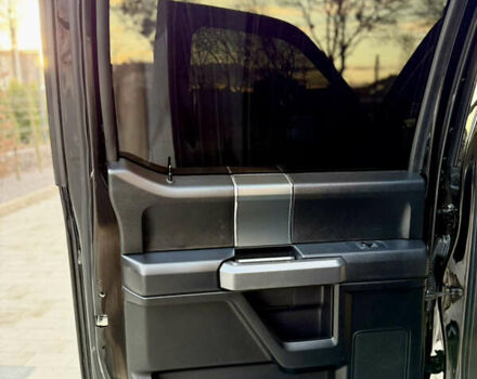 Черный Форд Ф-150, объемом двигателя 2.69 л и пробегом 190 тыс. км за 29900 $, фото 16 на Automoto.ua