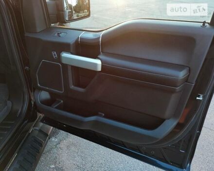 Чорний Форд Ф-150, об'ємом двигуна 5 л та пробігом 150 тис. км за 42000 $, фото 15 на Automoto.ua