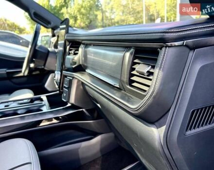 Форд Ф-150 2022 у Одесі на Automoto.ua Чорний Форд Ф-150, об'ємом двигуна 0 л та пробігом 13 тис. км за 57000 $, фото 68 на Automoto.ua