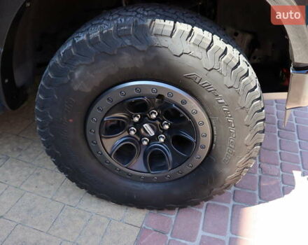 Красный Форд Ф-150, объемом двигателя 3.5 л и пробегом 70 тыс. км за 89900 $, фото 3 на Automoto.ua