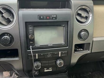 Красный Форд Ф-150, объемом двигателя 5.4 л и пробегом 97 тыс. км за 18000 $, фото 1 на Automoto.ua