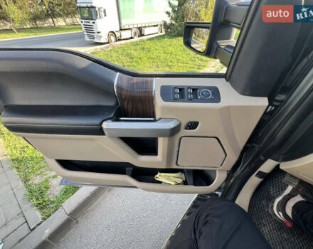 Форд Ф-150 2015 в Бару на Automoto.ua Серый Форд Ф-150, объемом двигателя 4.95 л и пробегом 120 тыс. км за 19000 $, фото 12 на Automoto.ua