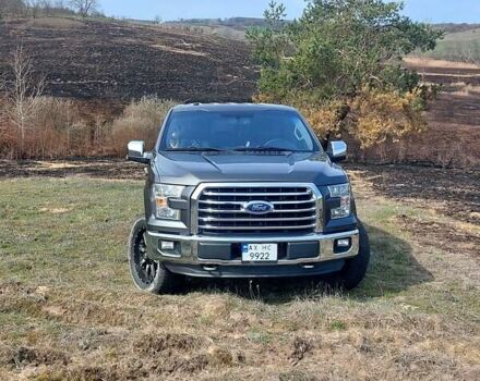 Сірий Форд Ф-150, об'ємом двигуна 2.69 л та пробігом 125 тис. км за 30000 $, фото 2 на Automoto.ua