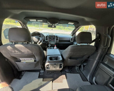 Серый Форд Ф-150, объемом двигателя 5 л и пробегом 55 тыс. км за 26000 $, фото 13 на Automoto.ua