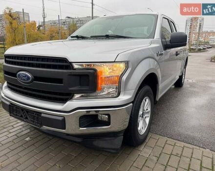 Серый Форд Ф-150, объемом двигателя 2.7 л и пробегом 207 тыс. км за 17500 $, фото 5 на Automoto.ua