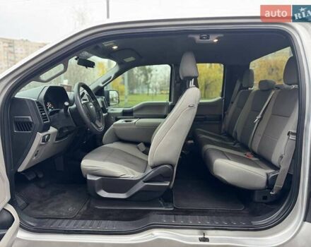 Серый Форд Ф-150, объемом двигателя 2.7 л и пробегом 207 тыс. км за 17500 $, фото 28 на Automoto.ua