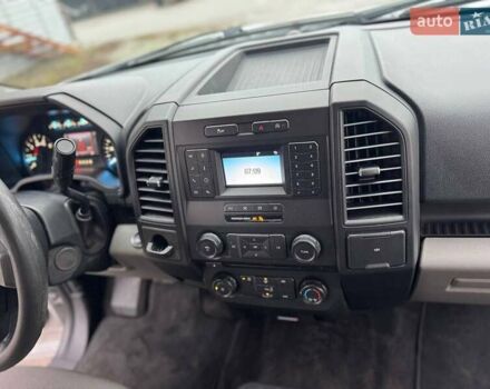 Серый Форд Ф-150, объемом двигателя 2.7 л и пробегом 207 тыс. км за 17500 $, фото 38 на Automoto.ua