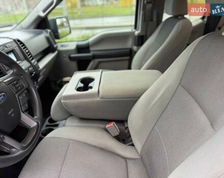 Серый Форд Ф-150, объемом двигателя 2.7 л и пробегом 207 тыс. км за 17500 $, фото 33 на Automoto.ua