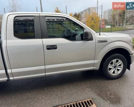 Серый Форд Ф-150, объемом двигателя 2.7 л и пробегом 207 тыс. км за 17500 $, фото 16 на Automoto.ua