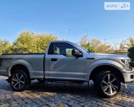 Форд Ф-150 2018 в Киеве на Automoto.ua Серый Форд Ф-150, объемом двигателя 4.9 л и пробегом 57 тыс. км за 41700 $, фото 3 на Automoto.ua