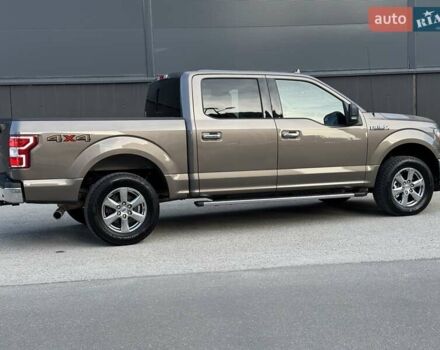 Форд Ф-150 2018 в Киеве на Automoto.ua Серый Форд Ф-150, объемом двигателя 2.7 л и пробегом 67 тыс. км за 34750 $, фото 8 на Automoto.ua