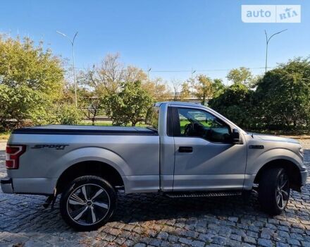 Форд Ф-150 2018 в Киеве на Automoto.ua Серый Форд Ф-150, объемом двигателя 4.9 л и пробегом 57 тыс. км за 41700 $, фото 9 на Automoto.ua