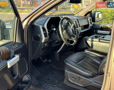 Форд Ф-150 2019 в Сумах на Automoto.ua Серый Форд Ф-150, объемом двигателя 2.7 л и пробегом 90 тыс. км за 34500 $, фото 15 на Automoto.ua