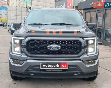 Серый Форд Ф-150, объемом двигателя 2.7 л и пробегом 185 тыс. км за 30940 $, фото 3 на Automoto.ua