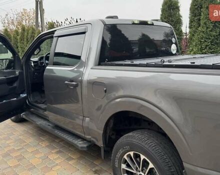 Серый Форд Ф-150, объемом двигателя 5.04 л и пробегом 60 тыс. км за 48500 $, фото 8 на Automoto.ua