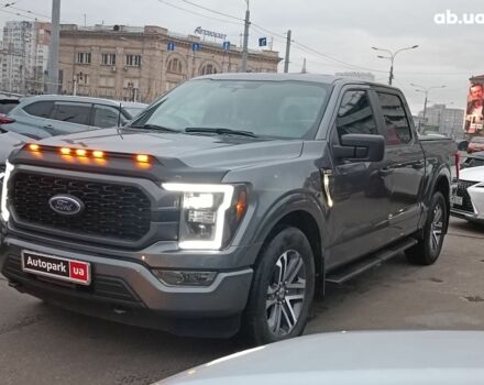 Серый Форд Ф-150, объемом двигателя 2.7 л и пробегом 185 тыс. км за 30990 $, фото 2 на Automoto.ua