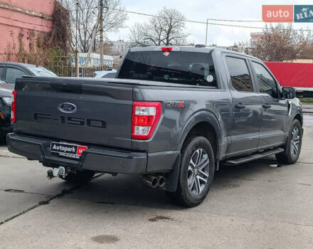 Серый Форд Ф-150, объемом двигателя 2.7 л и пробегом 185 тыс. км за 30940 $, фото 10 на Automoto.ua