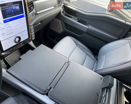 Серый Форд Ф-150, объемом двигателя 0 л и пробегом 2 тыс. км за 60300 $, фото 17 на Automoto.ua