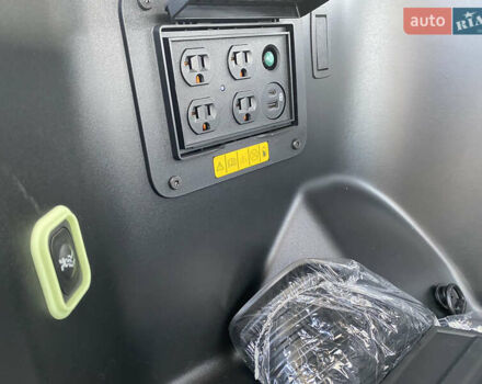 Серый Форд Ф-150, объемом двигателя 0 л и пробегом 2 тыс. км за 60300 $, фото 32 на Automoto.ua