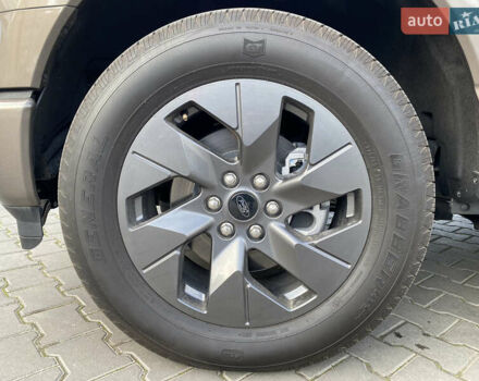 Серый Форд Ф-150, объемом двигателя 0 л и пробегом 2 тыс. км за 60300 $, фото 35 на Automoto.ua