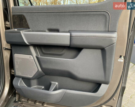 Серый Форд Ф-150, объемом двигателя 0 л и пробегом 2 тыс. км за 60300 $, фото 25 на Automoto.ua