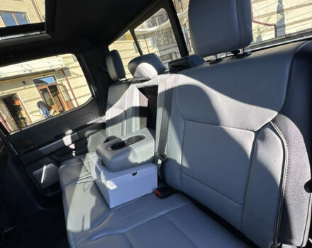 Сірий Форд Ф-150, об'ємом двигуна 0 л та пробігом 4 тис. км за 45000 $, фото 5 на Automoto.ua