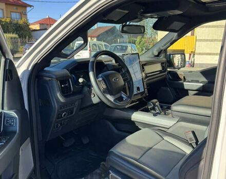 Сірий Форд Ф-150, об'ємом двигуна 0 л та пробігом 4 тис. км за 45000 $, фото 9 на Automoto.ua