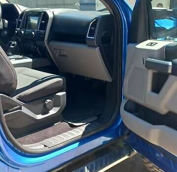 Форд Ф-150 2016 в Одессе на Automoto.ua Синий Форд Ф-150, объемом двигателя 5 л и пробегом 41 тыс. км за 65000 $, фото 6 на Automoto.ua