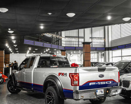 Синий Форд Ф-150, объемом двигателя 5 л и пробегом 130 тыс. км за 27500 $, фото 7 на Automoto.ua