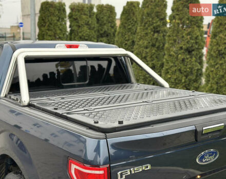 Синий Форд Ф-150, объемом двигателя 5 л и пробегом 220 тыс. км за 22900 $, фото 12 на Automoto.ua