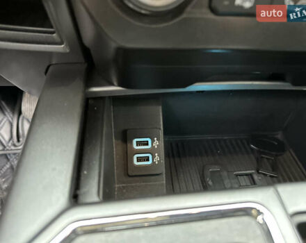 Синий Форд Ф-150, объемом двигателя 5 л и пробегом 220 тыс. км за 22900 $, фото 74 на Automoto.ua