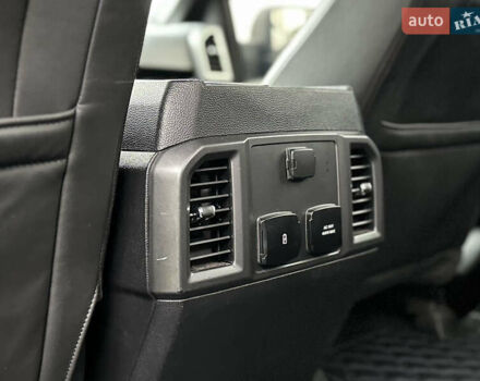 Синий Форд Ф-150, объемом двигателя 5 л и пробегом 220 тыс. км за 22900 $, фото 38 на Automoto.ua