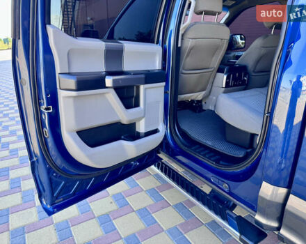 Синій Форд Ф-150, об'ємом двигуна 2.69 л та пробігом 153 тис. км за 31000 $, фото 34 на Automoto.ua
