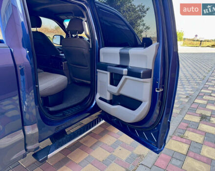 Синий Форд Ф-150, объемом двигателя 2.69 л и пробегом 153 тыс. км за 27000 $, фото 32 на Automoto.ua