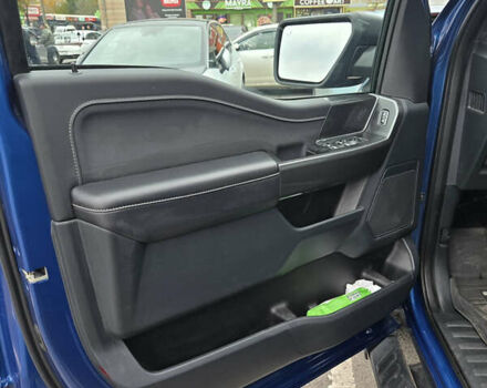 Синий Форд Ф-150, объемом двигателя 2.7 л и пробегом 48 тыс. км за 54800 $, фото 7 на Automoto.ua