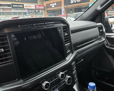 Синий Форд Ф-150, объемом двигателя 2.7 л и пробегом 48 тыс. км за 54800 $, фото 9 на Automoto.ua