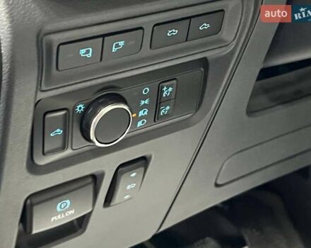 Синий Форд Ф-150, объемом двигателя 0 л и пробегом 32 тыс. км за 57500 $, фото 22 на Automoto.ua