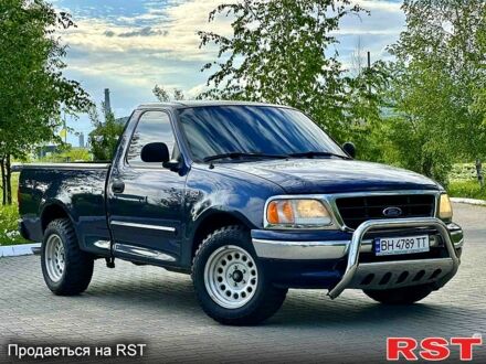 Форд Ф-150 2004 в Николаеве на Automoto.ua Синий Форд Ф-150, объемом двигателя 4.2 л и пробегом 0 тыс. км за 12000 $, фото 1 на Automoto.ua