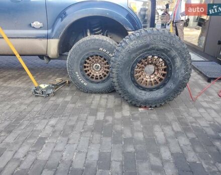 Форд Ф-250 2013 в Виннице на Automoto.ua Синий Форд Ф-250, объемом двигателя 6.7 л и пробегом 165 тыс. км за 45000 $, фото 20 на Automoto.ua