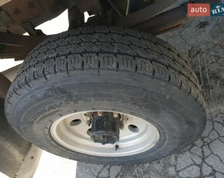 Білий Форд Ф-350, об'ємом двигуна 7.3 л та пробігом 150 тис. км за 15900 $, фото 11 на Automoto.ua