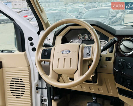 Білий Форд Ф-450, об'ємом двигуна 6.4 л та пробігом 116 тис. км за 29000 $, фото 26 на Automoto.ua