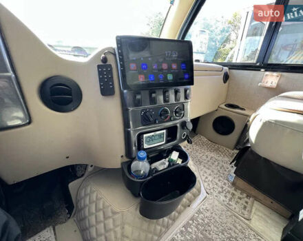 Белый Форд F-530, объемом двигателя 7.4 л и пробегом 35 тыс. км за 68000 $, фото 15 на Automoto.ua