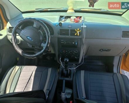 Форд Ф-550, объемом двигателя 1.8 л и пробегом 270 тыс. км за 4200 $, фото 7 на Automoto.ua