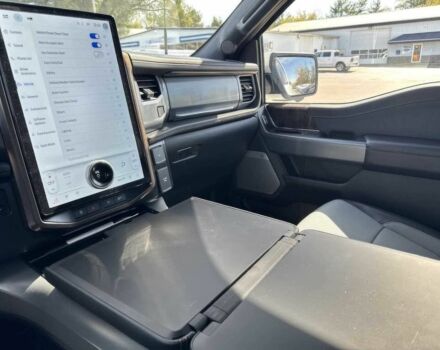 Белый Форд F-Series, объемом двигателя 0 л и пробегом 28 тыс. км за 17000 $, фото 8 на Automoto.ua