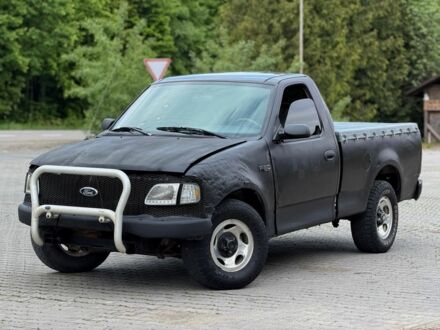 Чорний Форд F-Series, об'ємом двигуна 4.6 л та пробігом 144 тис. км за 3200 $, фото 1 на Automoto.ua