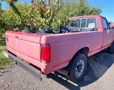 Форд F-Series 1993 в Киеве на Automoto.ua Красный Форд F-Series, объемом двигателя 0 л и пробегом 140 тыс. км за 8800 $, фото 2 на Automoto.ua