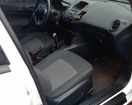 Белый Форд Фестива, объемом двигателя 1.2 л и пробегом 73 тыс. км за 5800 $, фото 3 на Automoto.ua