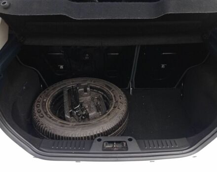 Белый Форд Фестива, объемом двигателя 1.2 л и пробегом 73 тыс. км за 5800 $, фото 9 на Automoto.ua